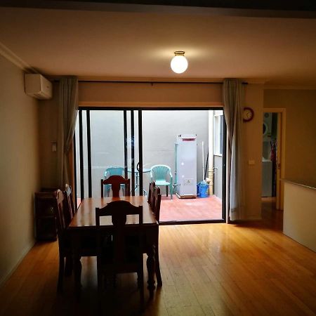 Moonee Valley Views Aparthotel Melburne Exterior foto