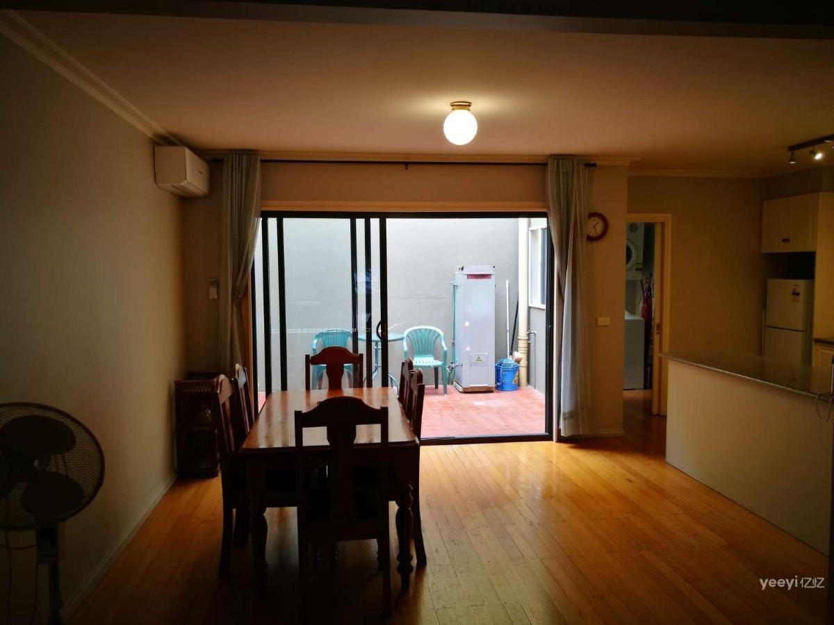 Moonee Valley Views Aparthotel Melburne Exterior foto