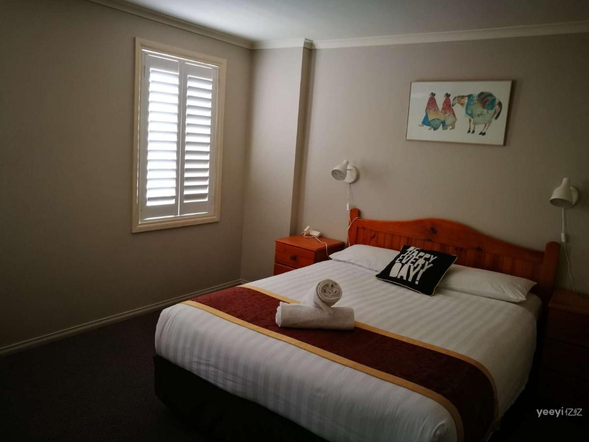 Moonee Valley Views Aparthotel Melburne Exterior foto