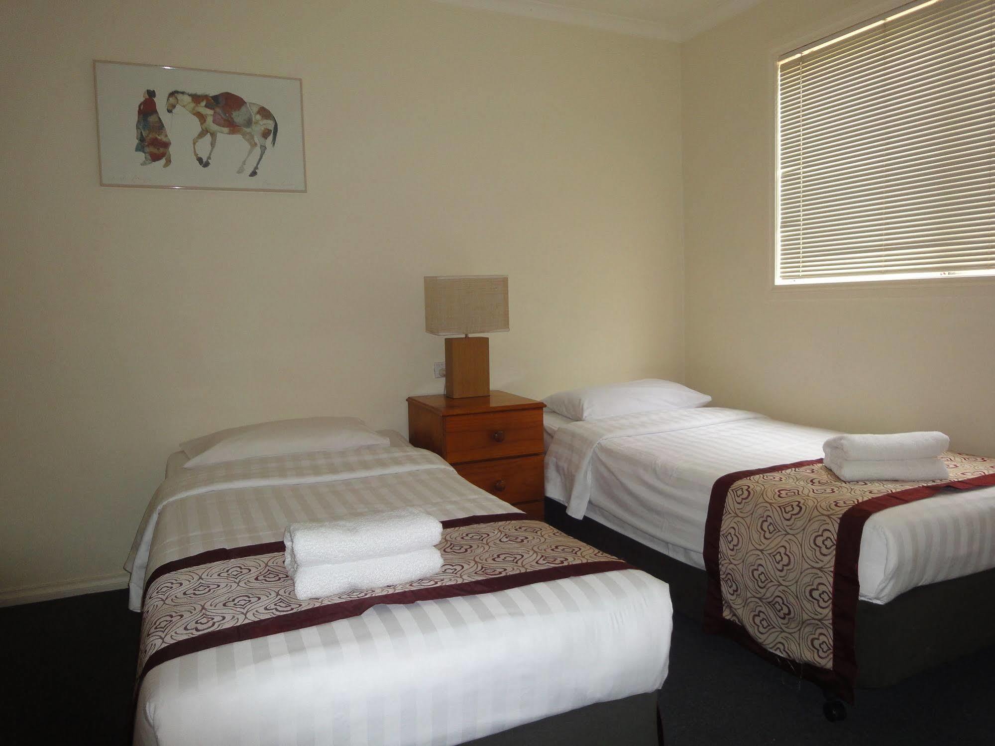 Moonee Valley Views Aparthotel Melburne Exterior foto