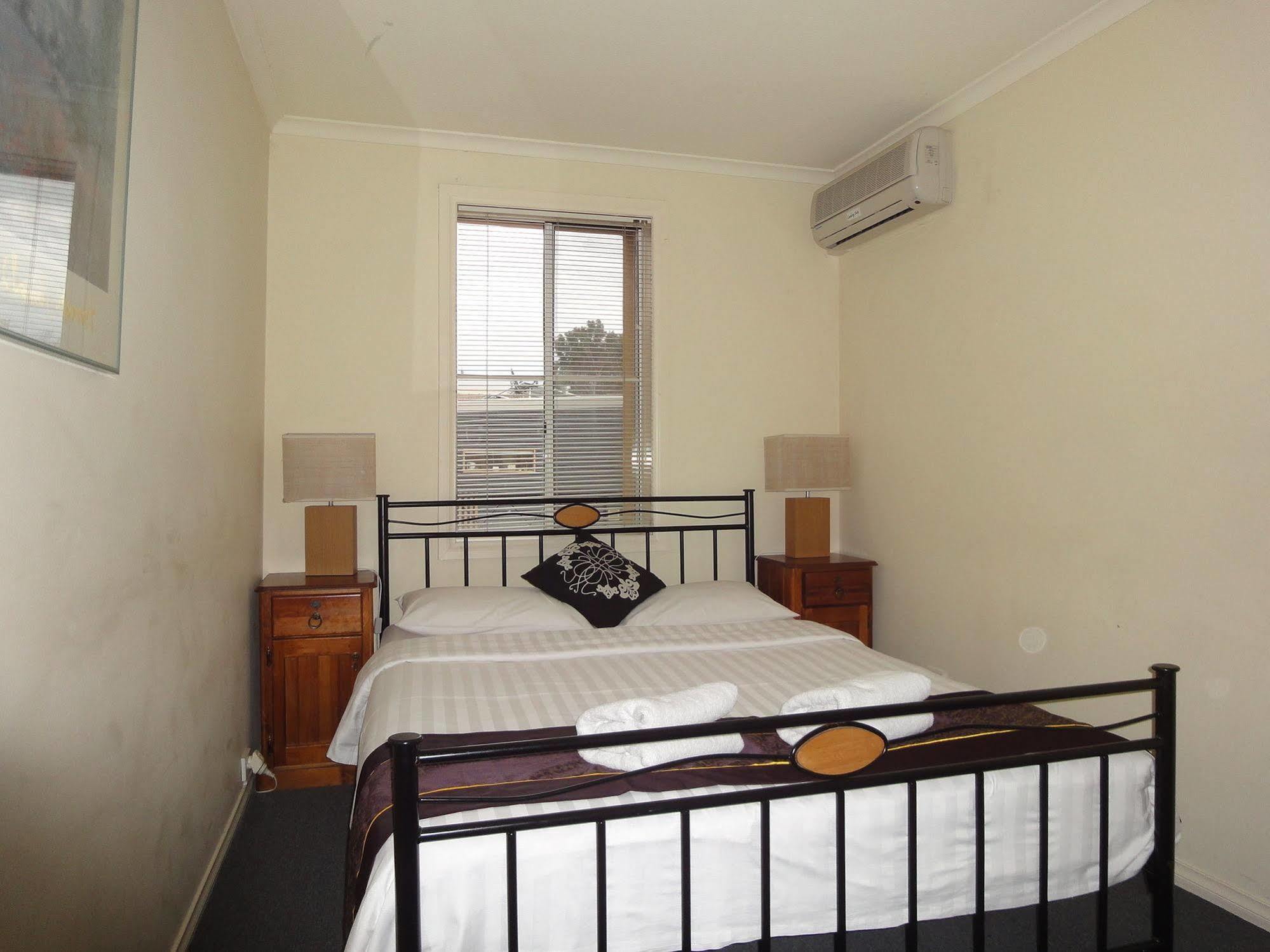 Moonee Valley Views Aparthotel Melburne Exterior foto