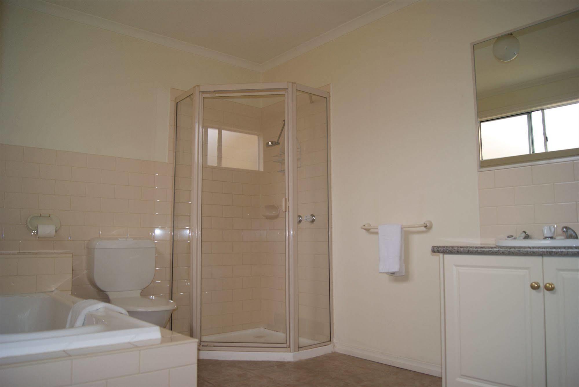 Moonee Valley Views Aparthotel Melburne Exterior foto